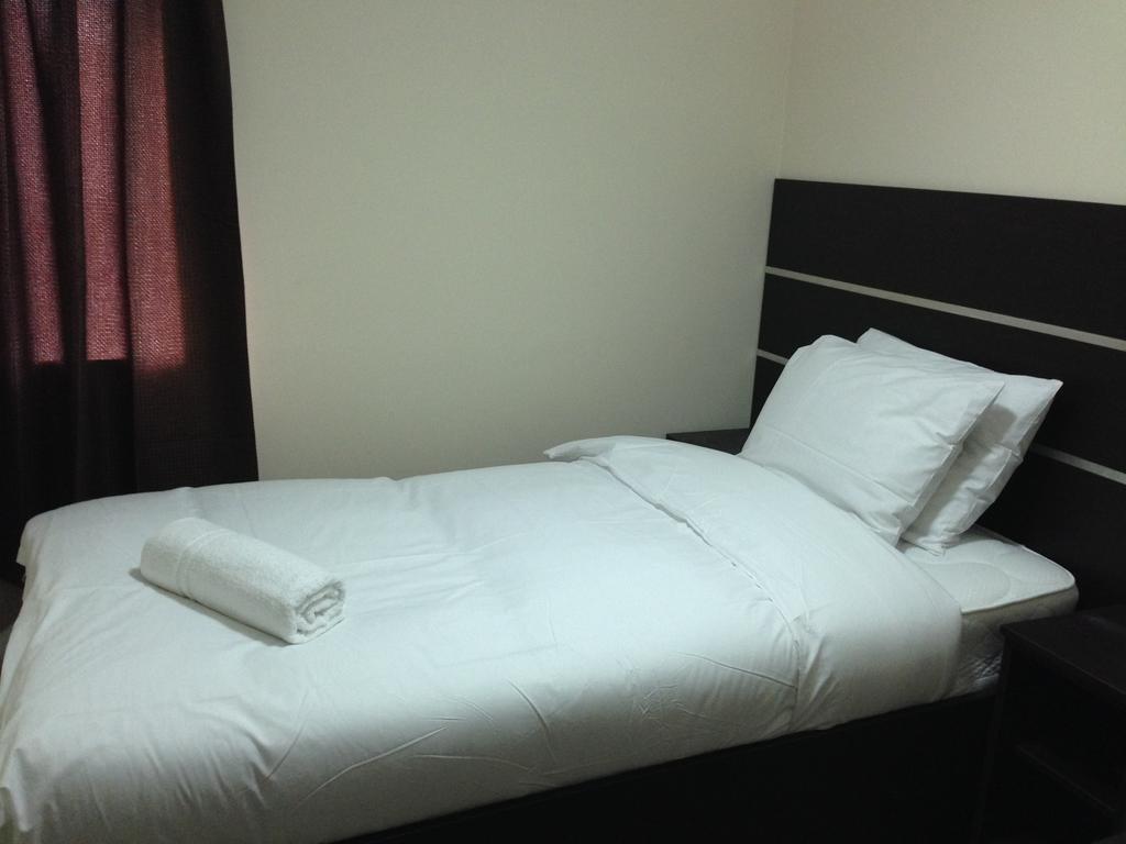 New Globe Hotel London Rum bild